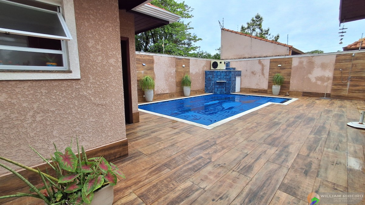 Casa para venda em Peruíbe no bairro Lado praia _ a menos de 400 m da praia