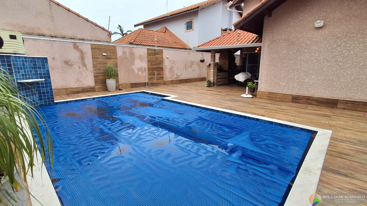 Casa para venda em Peruíbe no bairro Lado praia _ a menos de 400 m da praia